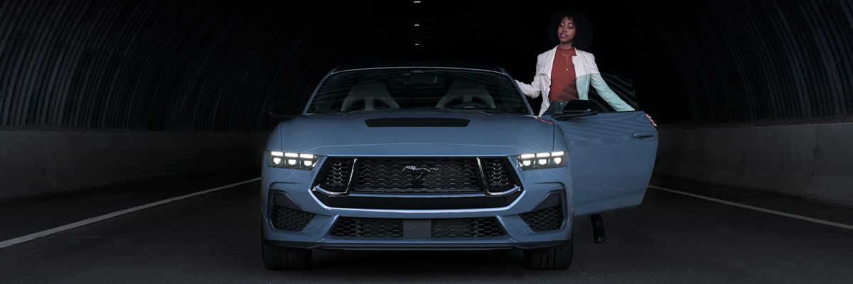 Revving Up: The 2024 Ford Mustang Steals the Spotlight